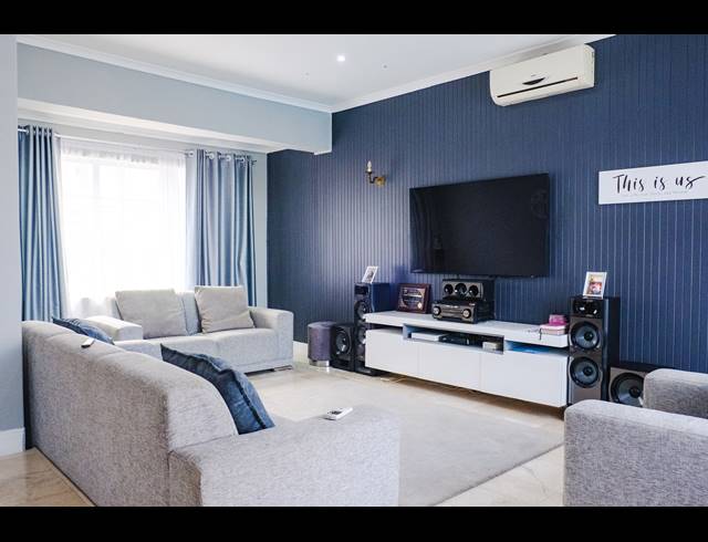 5 BEDROOM HOUSE SOLD IN RESERVOIR HILLS